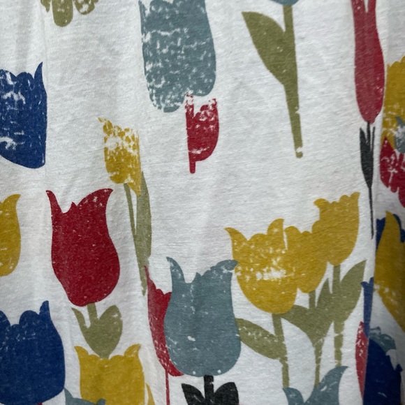 Max Rave size medium top. - Picture 2 of 7